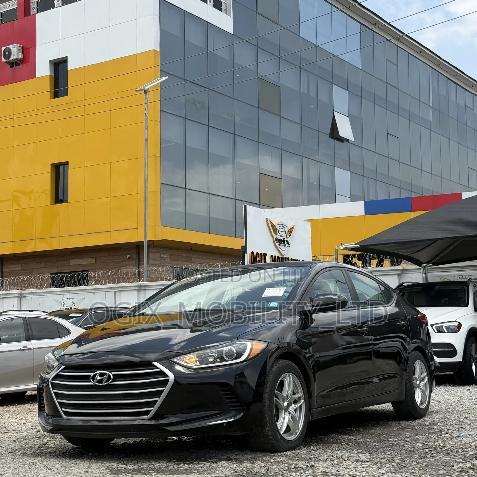 Hyundai Elantra 2018 Black