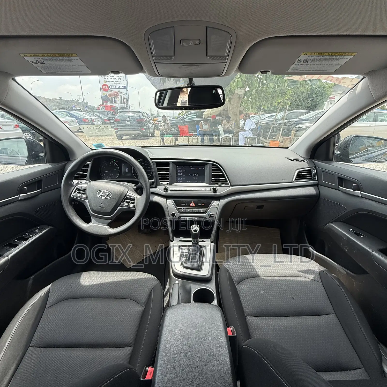 Hyundai Elantra 2018 Black