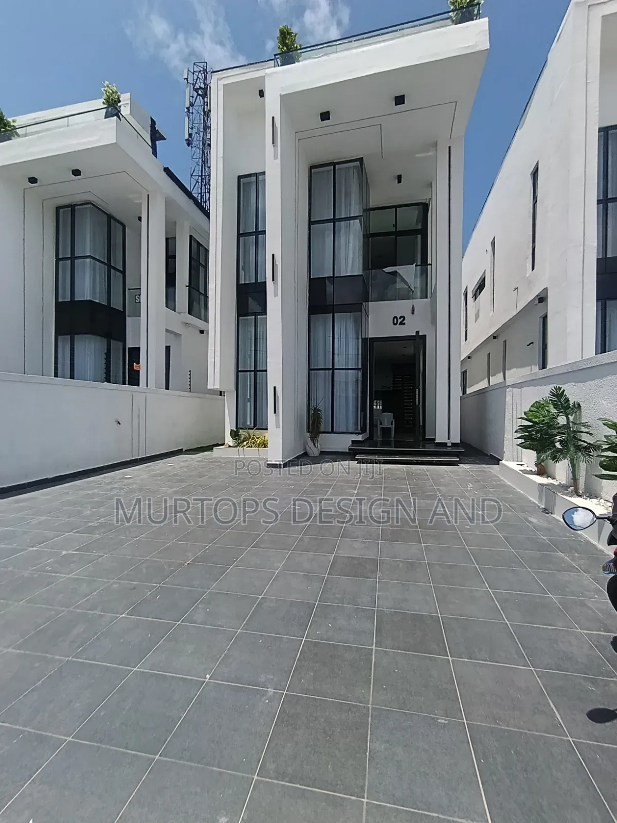 5bdrm Duplex in Ikota Gra, Lekki Phase 2 for sale
