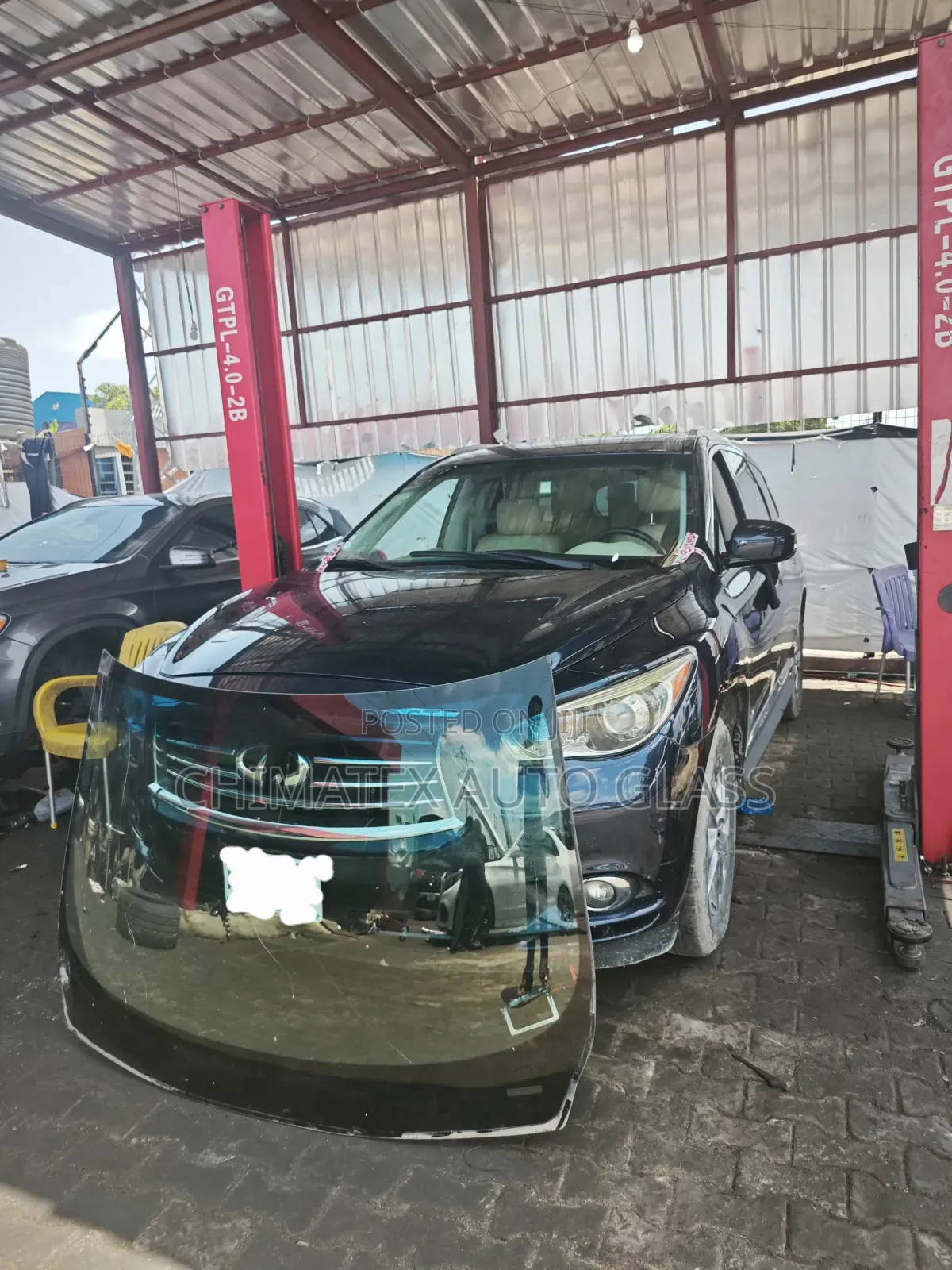 Nissan Qx60 2017 Windscreen Glass Available Installed at Chimatex