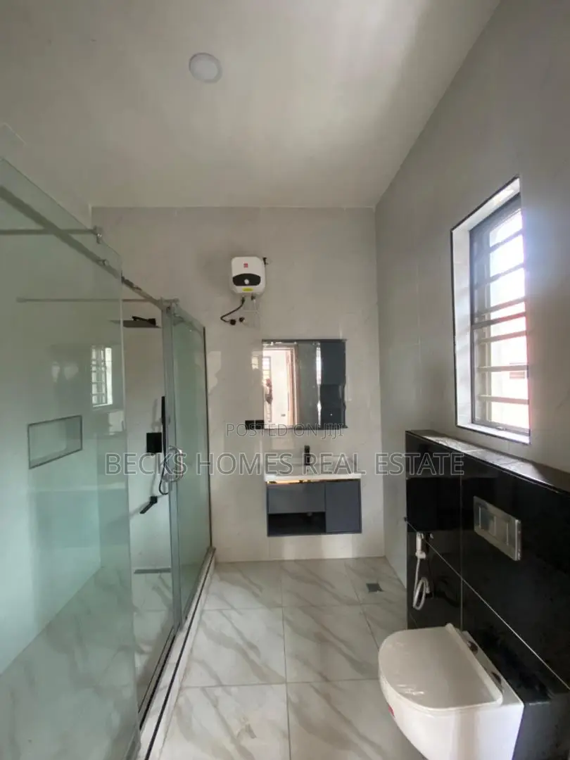 Furnished 4bdrm Duplex in Magodo for sale