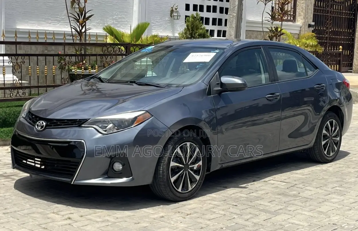 Toyota Corolla LE 4dr Sedan (1.8L 4cyl CVT) 2014 Gray