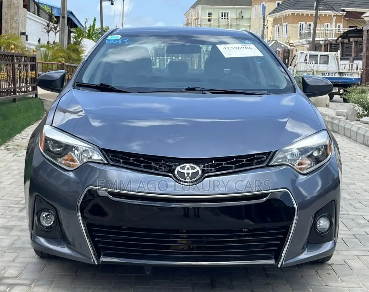 Toyota Corolla LE 4dr Sedan (1.8L 4cyl CVT) 2014 Gray