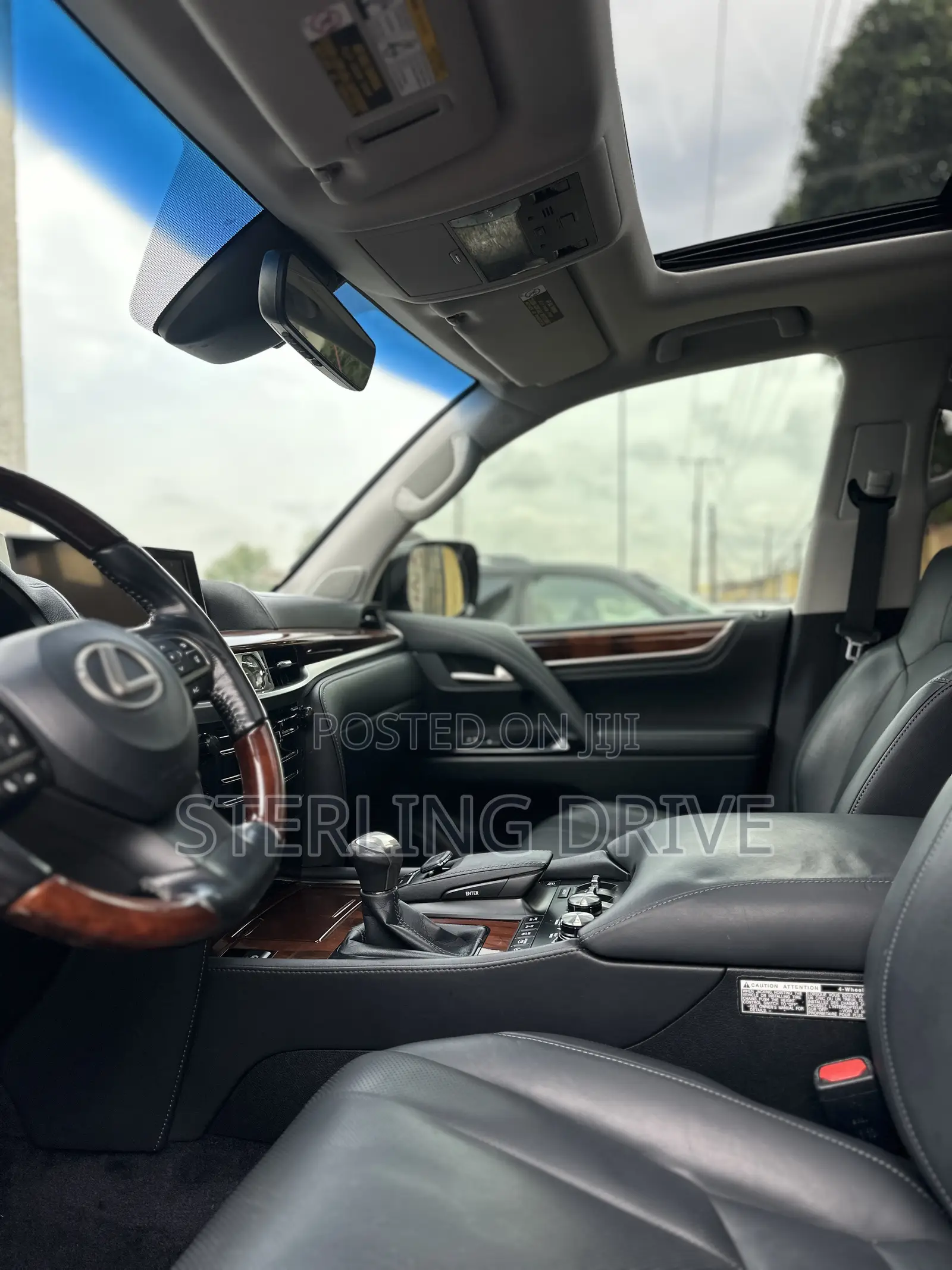 Lexus LX 570 AWD 2017 Black