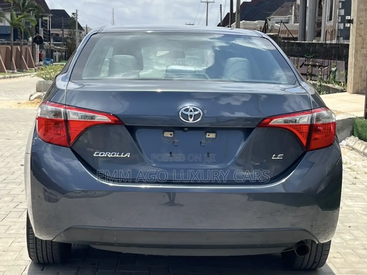 Toyota Corolla LE 4dr Sedan (1.8L 4cyl CVT) 2014 Gray