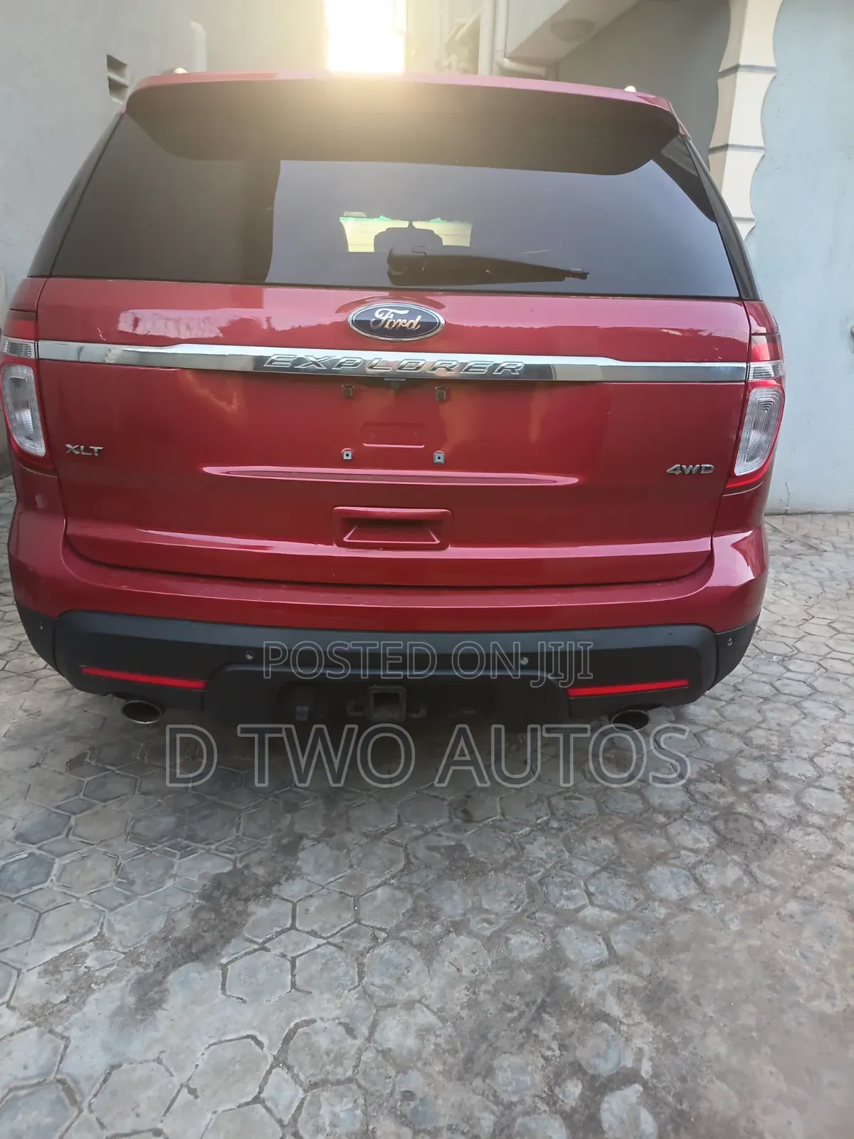 Ford Explorer XLT 4dr 4x4 (3.5L 6cyl 6A) 2012 Red