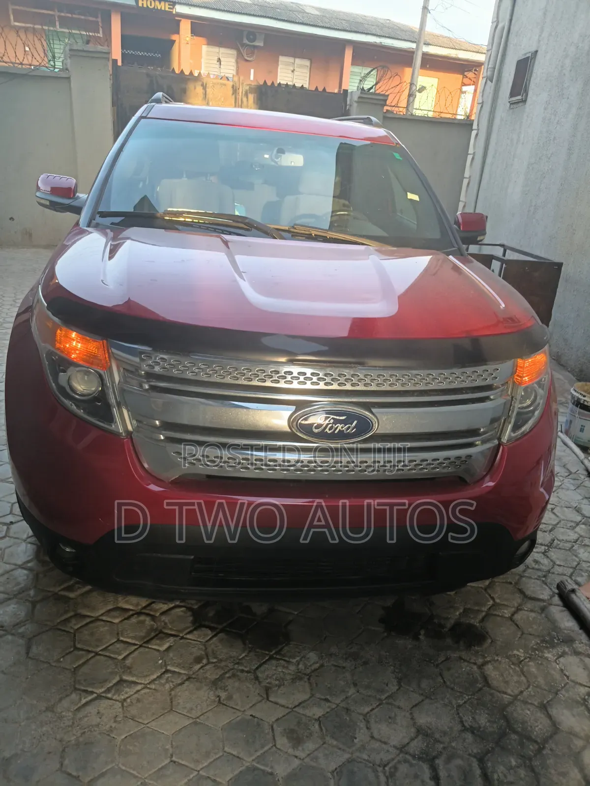 Ford Explorer XLT 4dr 4x4 (3.5L 6cyl 6A) 2012 Red