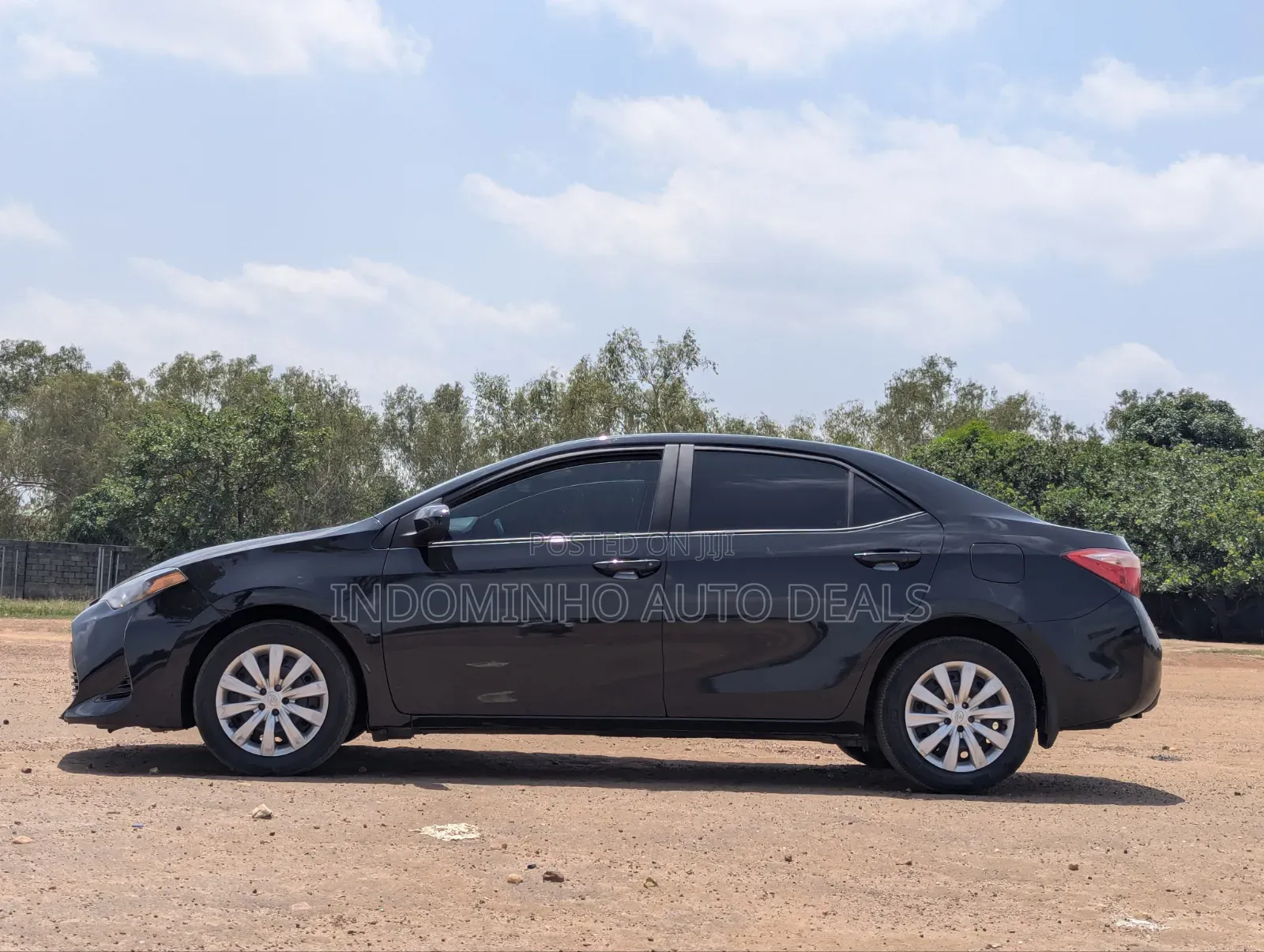 Toyota Corolla LE 4dr Sedan (1.8L 4cyl CVT) 2017 Black
