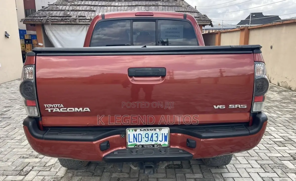 Toyota Tacoma 2008 Red