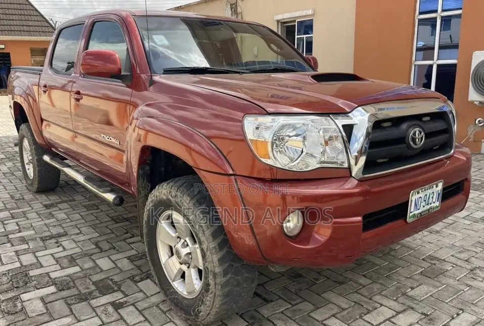 Toyota Tacoma 2008 Red