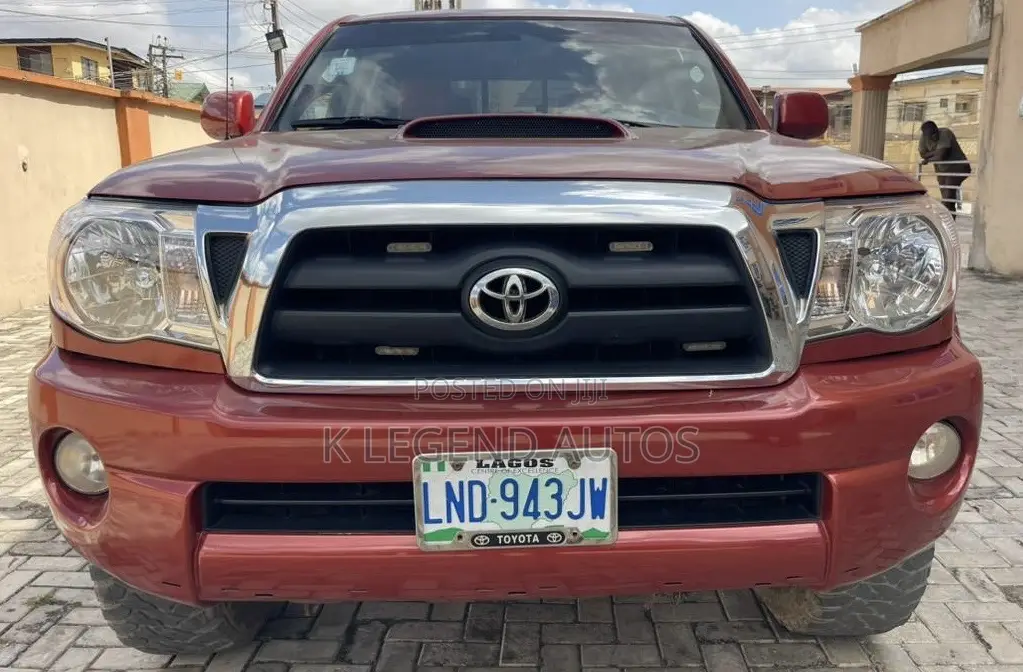 Toyota Tacoma 2008 Red
