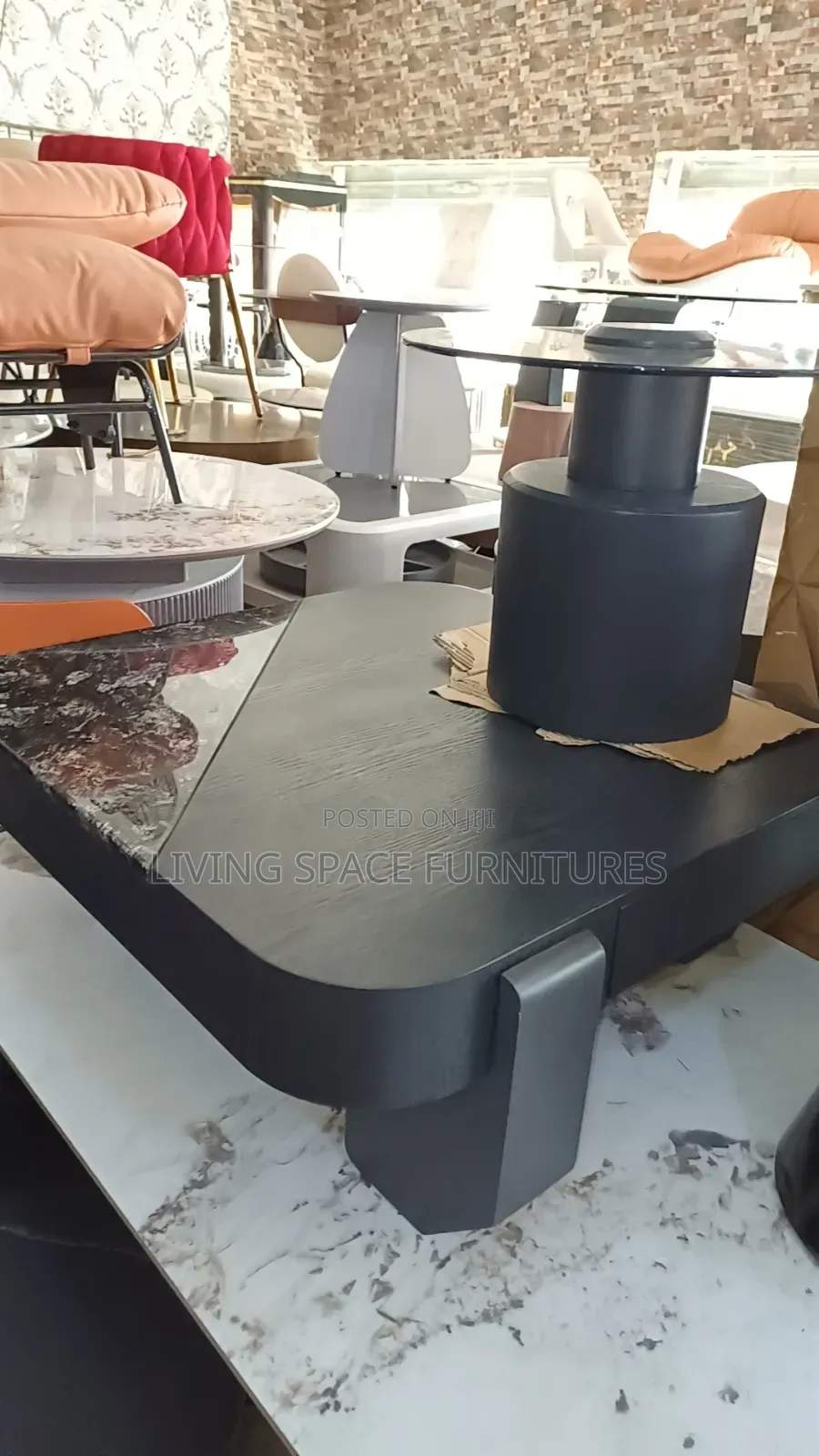 Executive Wood/Marble Top Center Table Set