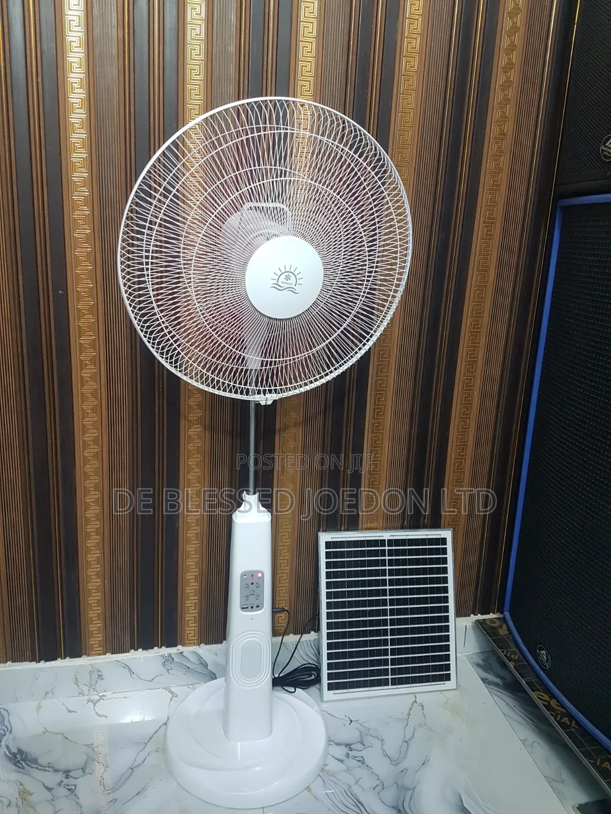 Jougjiu Solar Fan Battery and 18 In