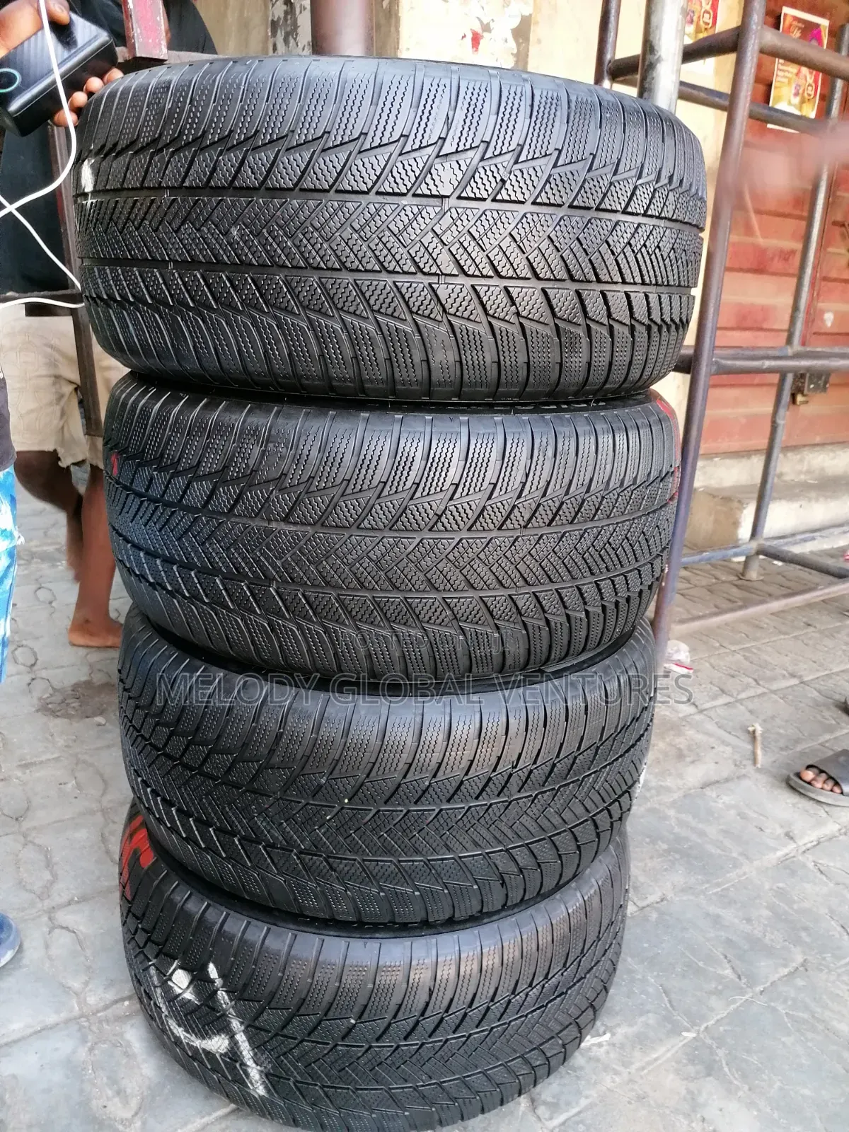 265/50r19 Bridgestone Tyres Runflat/Higher Tyre for M L350l/Gle Amg