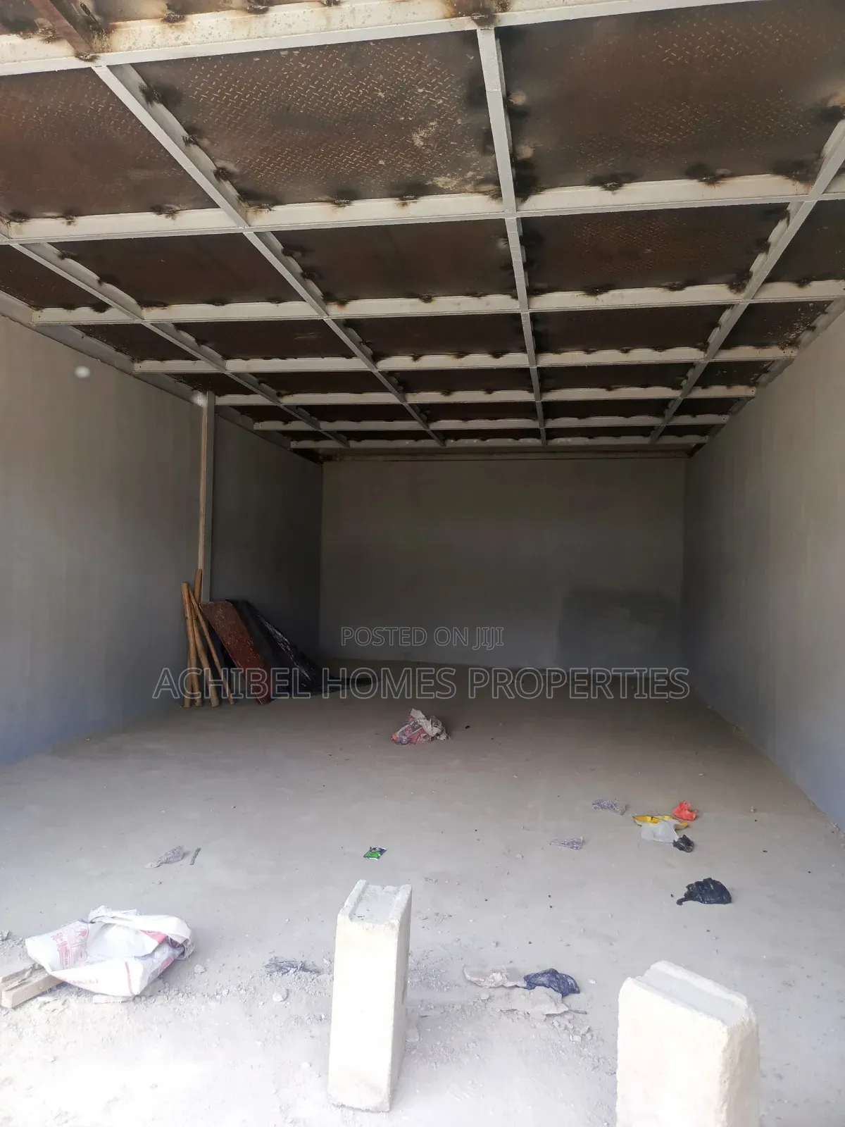 A 100 Square Meter Warehouse for Lease