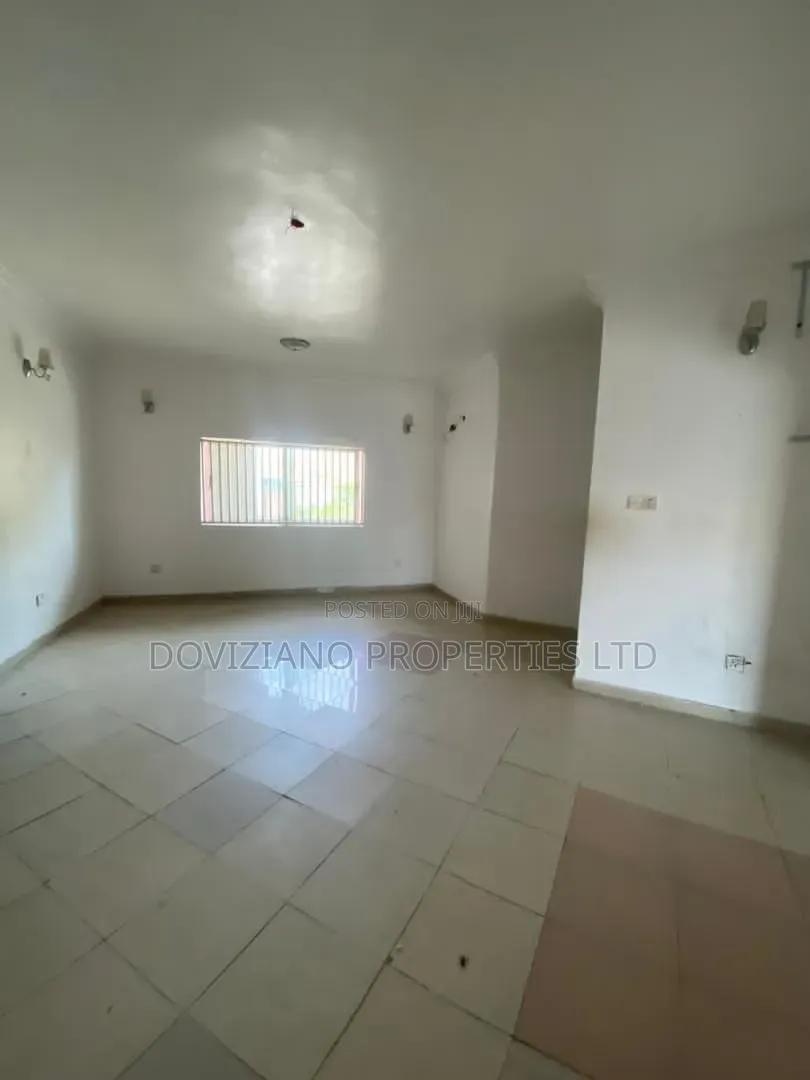 3bdrm Block of Flats in Victoria Island Extension for rent