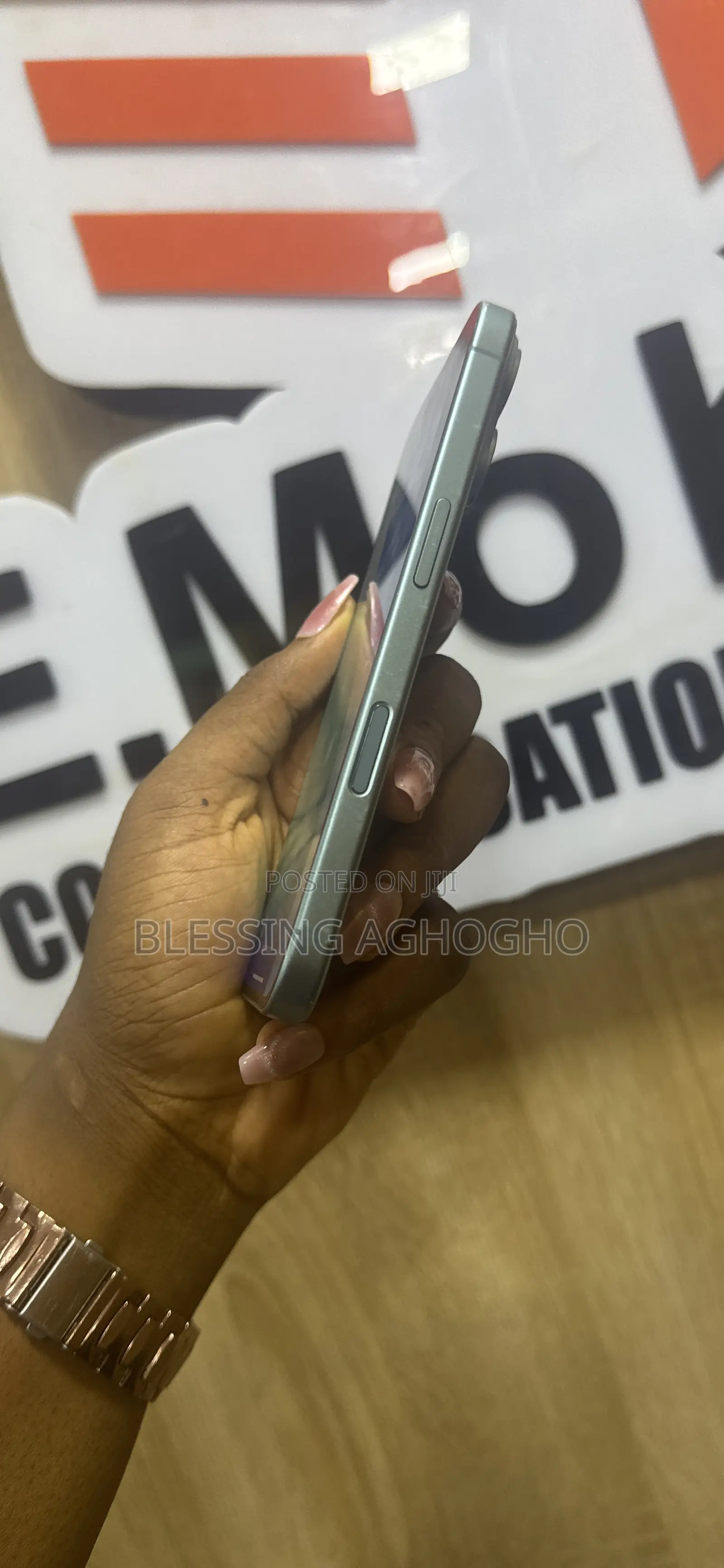 Apple iPhone 16 128 GB Blue