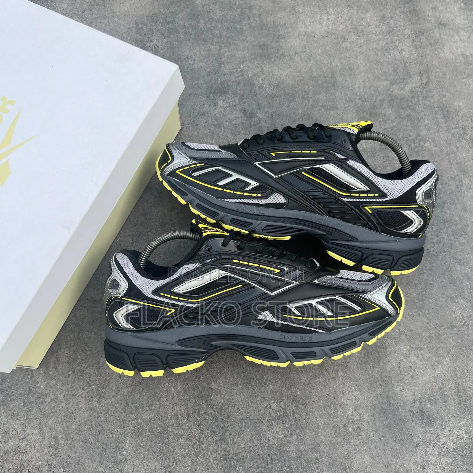 Original Premier Road Ultra Sneakers