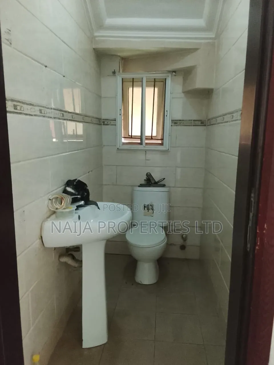 4bdrm Duplex in Ikota Villa for rent