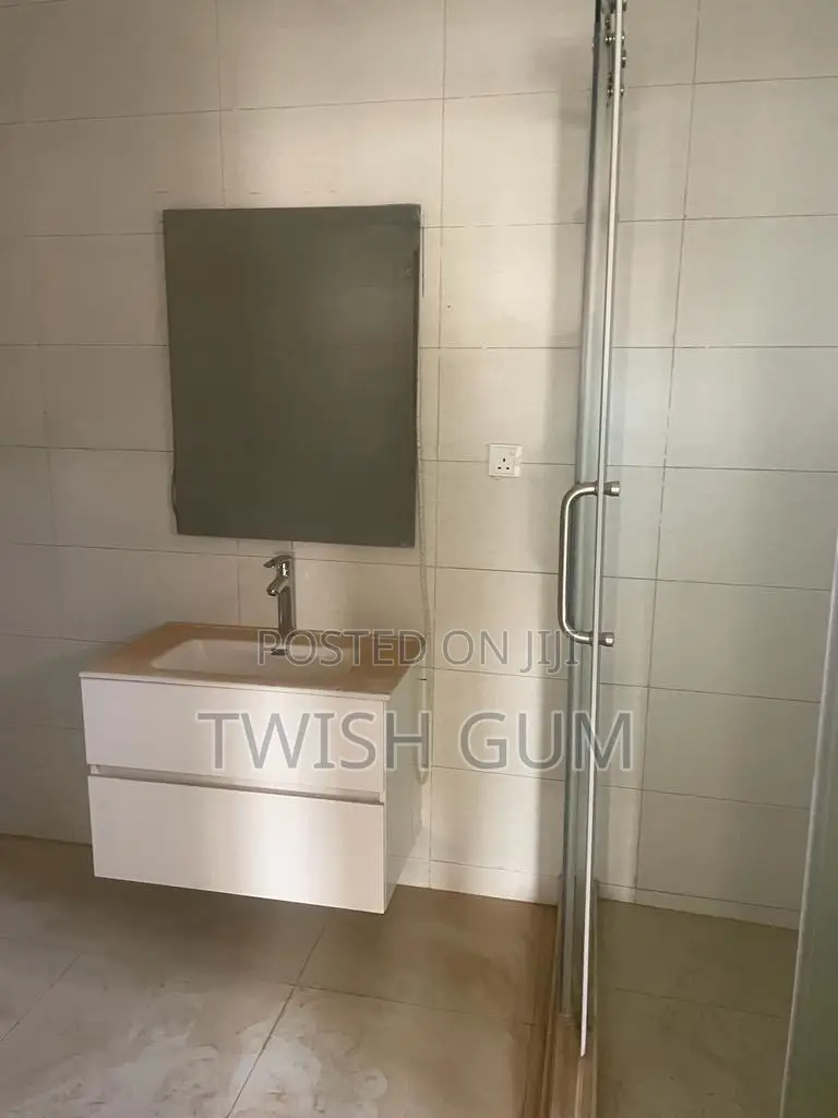 5bdrm Duplex in Admiralty Estate for rent
