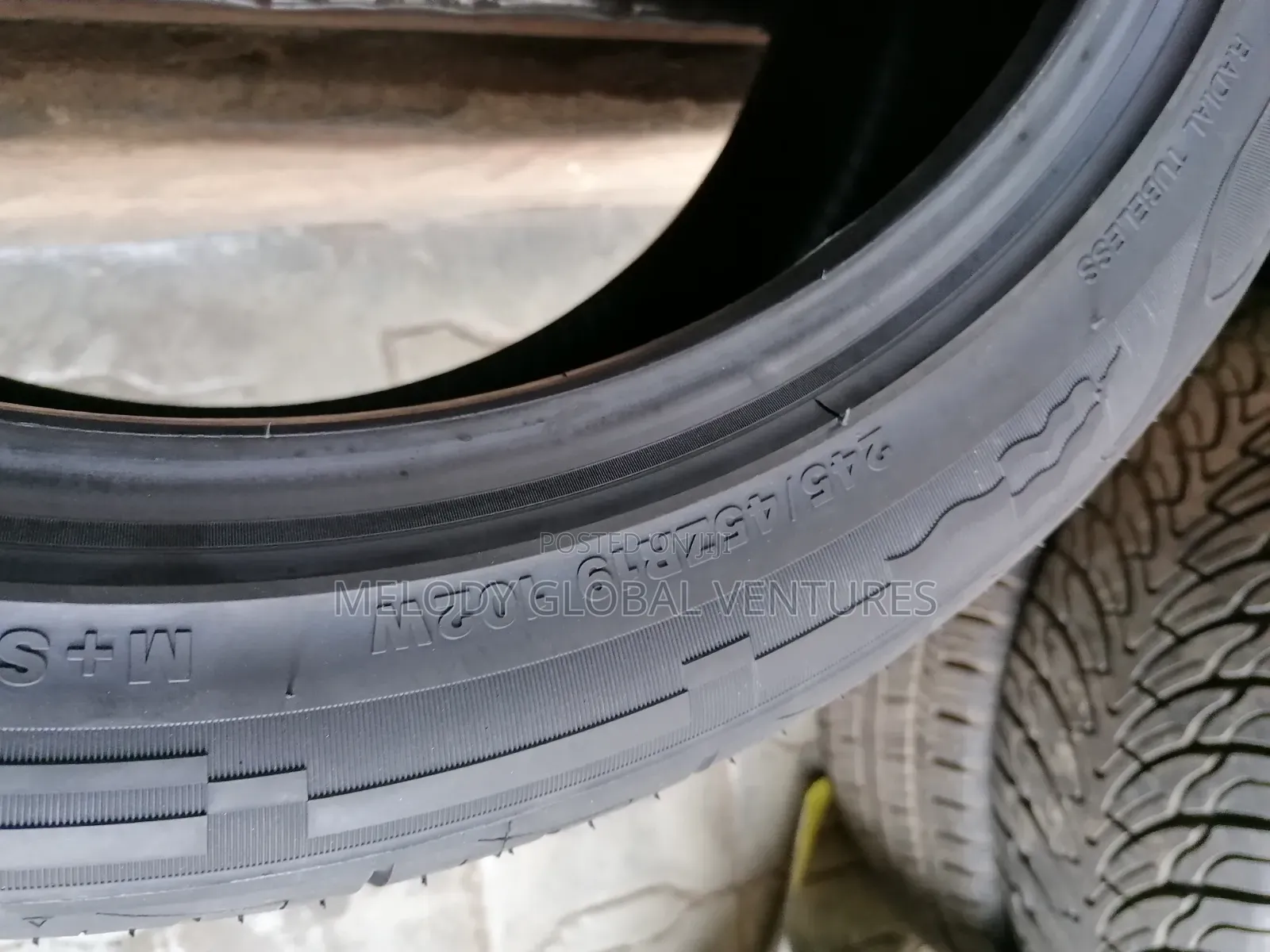 245/45r19 American Tyre Made for Usa and Thailand