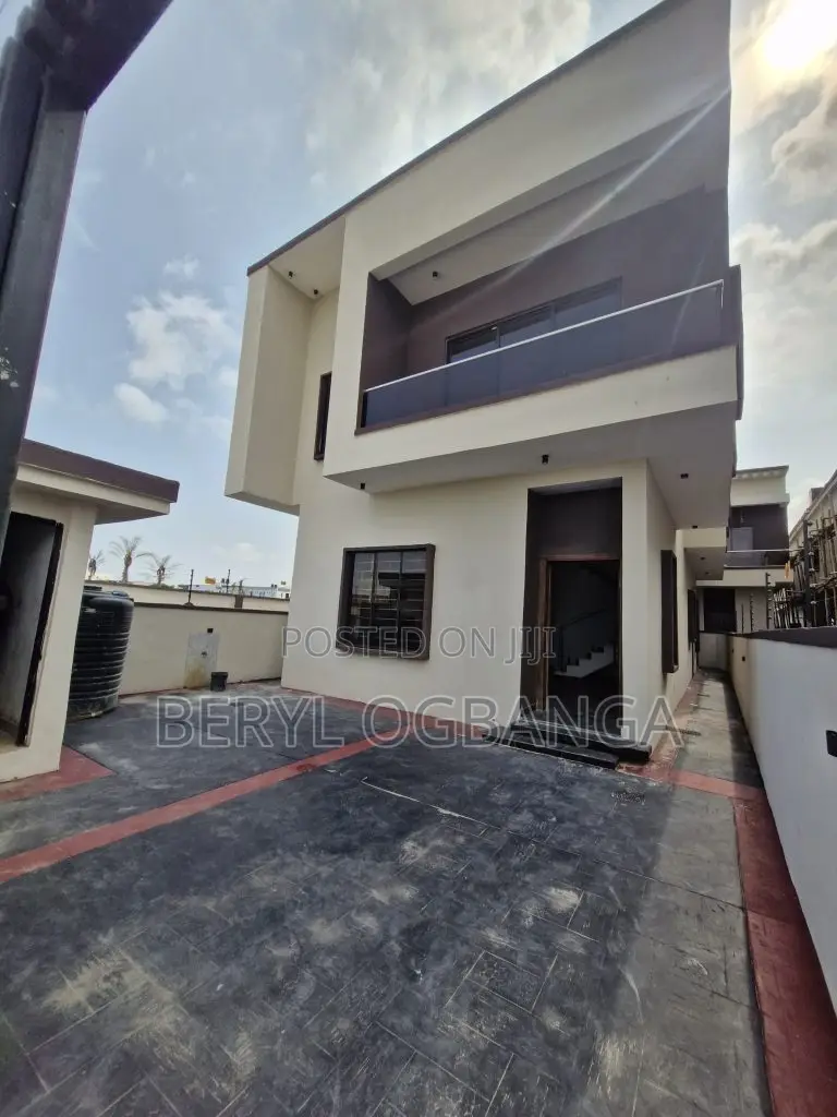 4bdrm Duplex in Ado / Ajah for sale