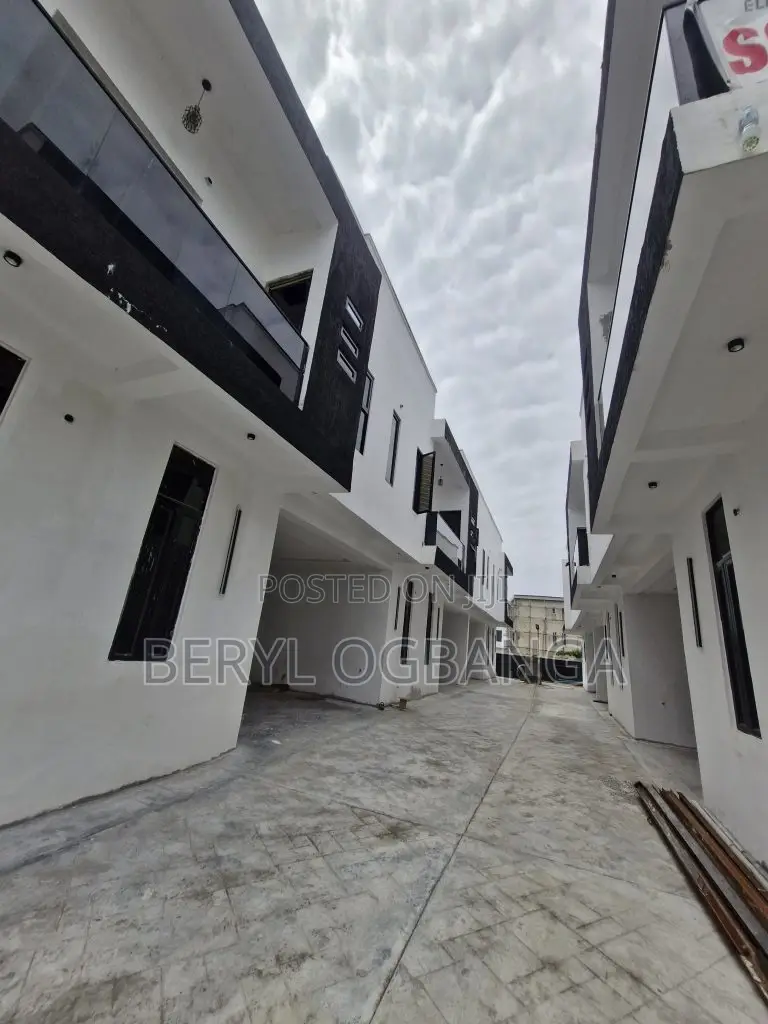 4bdrm Duplex in Ado / Ajah for sale