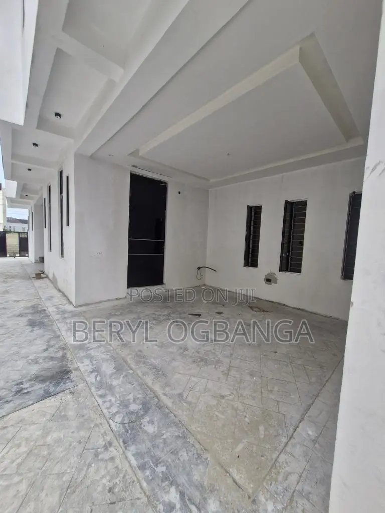4bdrm Duplex in Ado / Ajah for sale