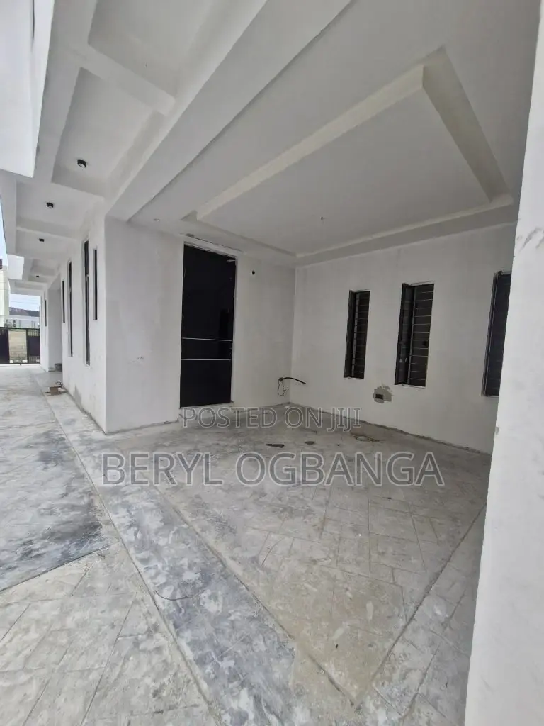 4bdrm Duplex in Ado / Ajah for sale