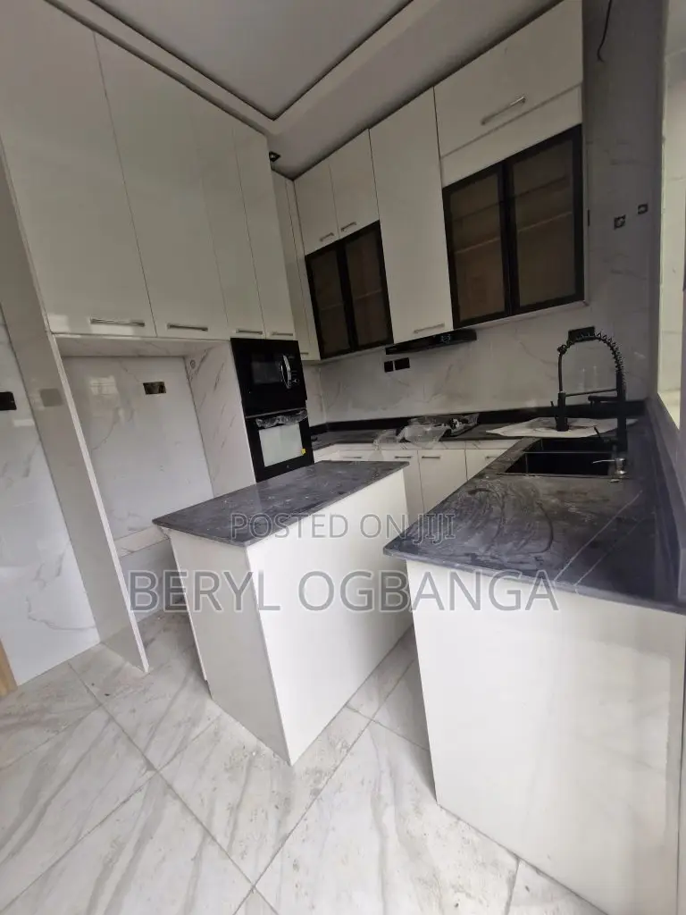 4bdrm Duplex in Ado / Ajah for sale