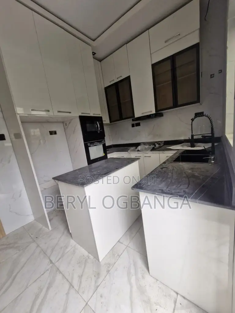 4bdrm Duplex in Ado / Ajah for sale