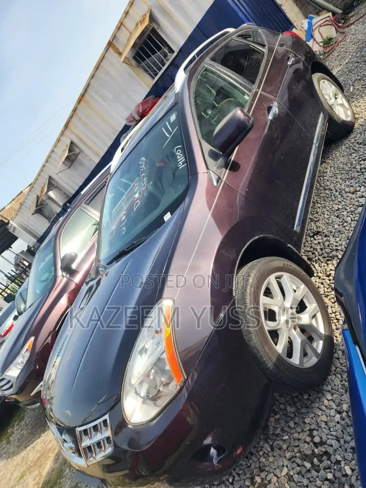 Nissan Rogue SV 2011 Burgundy