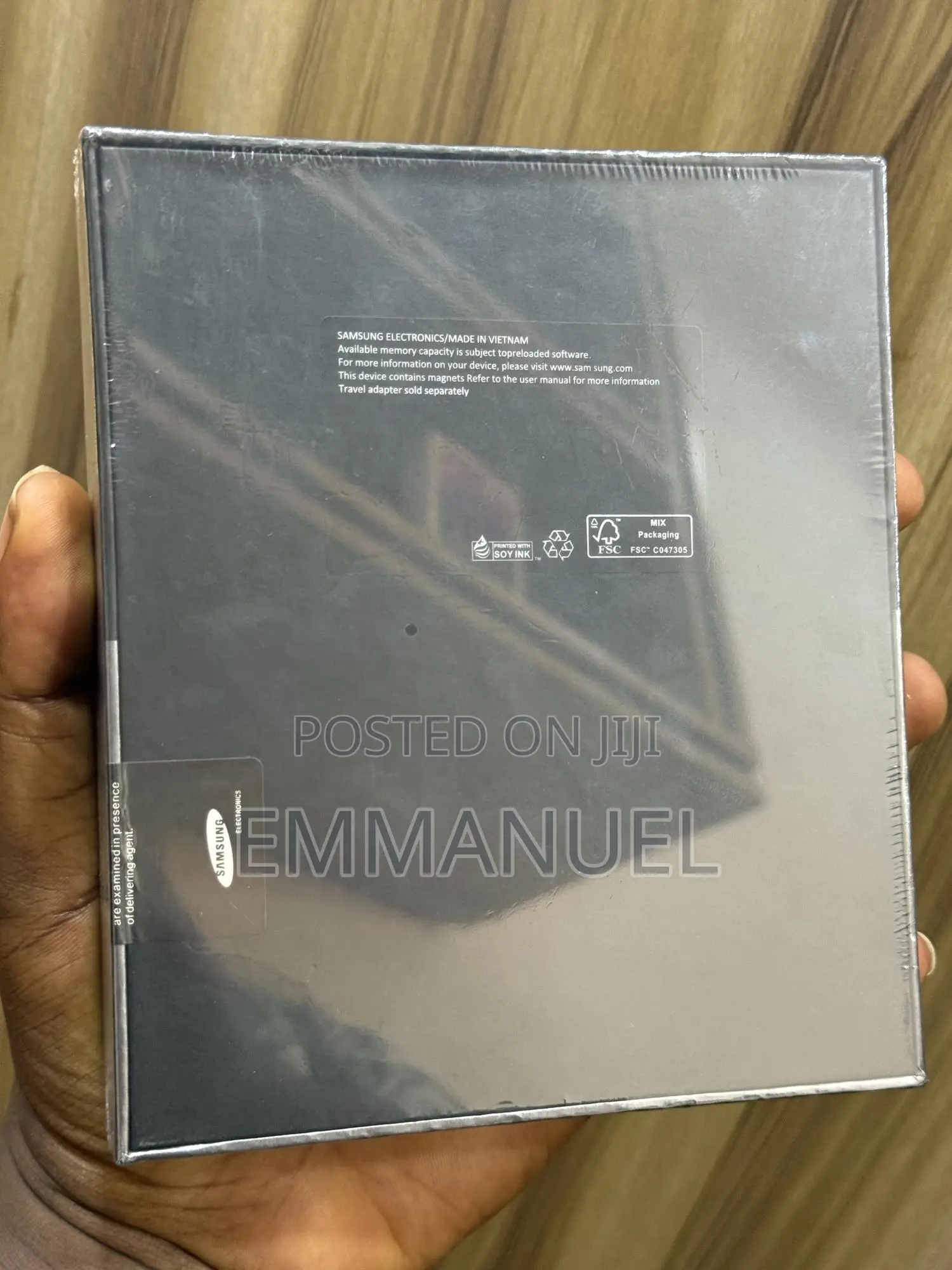 New Samsung Galaxy Z Fold4 512 GB Gold