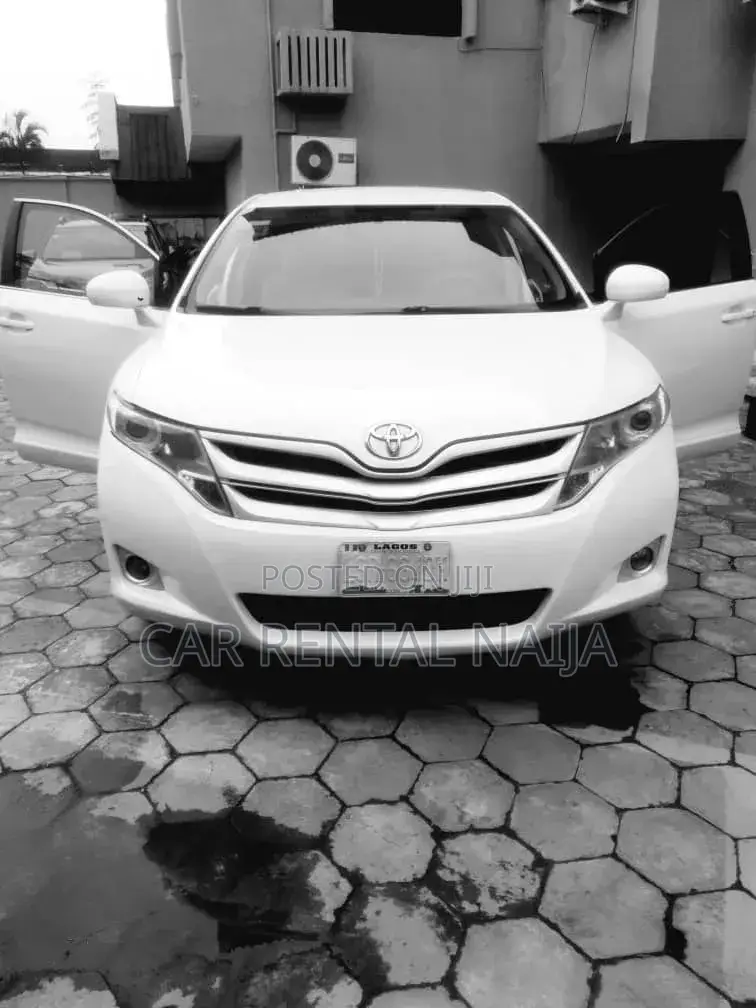 Toyota Venza Available for Self Drive