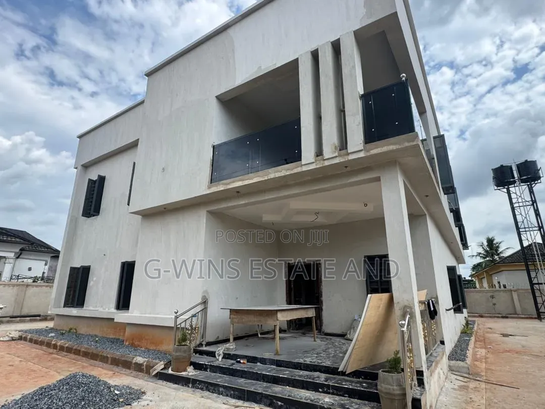 4bdrm Duplex in Estate Area Irhirhi, Benin City for rent