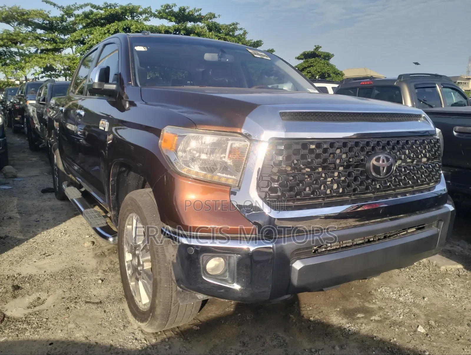 Toyota Tundra 2018 Brown