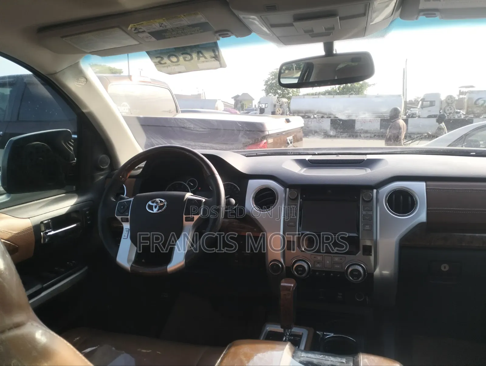 Toyota Tundra 2018 Brown