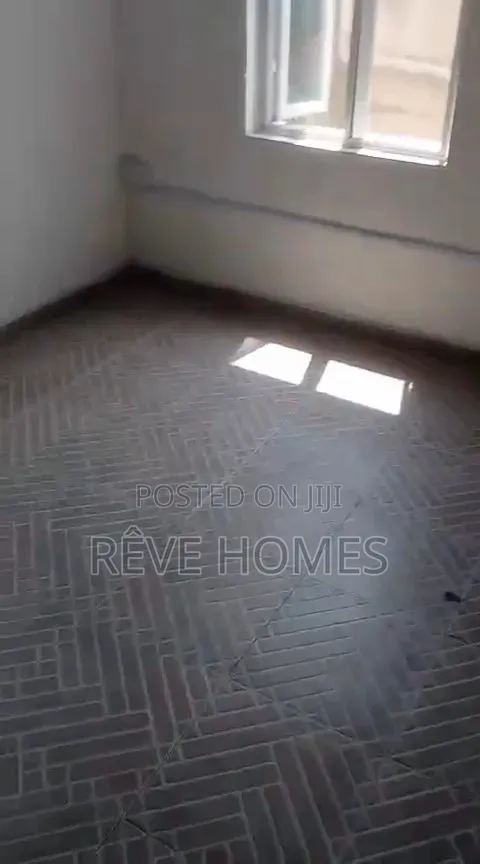Mini Flat in Yaba, Abule-Ijesha for rent