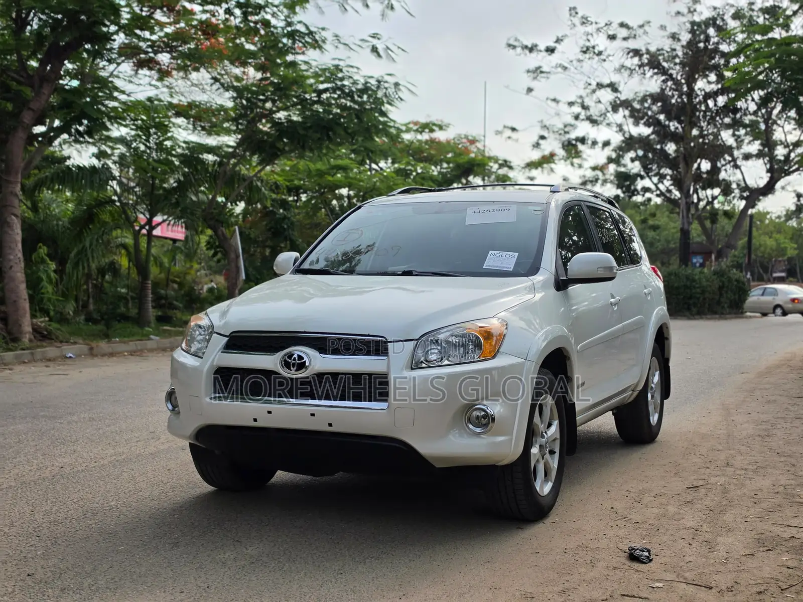 Toyota RAV4 2.5 Limited 2012 White