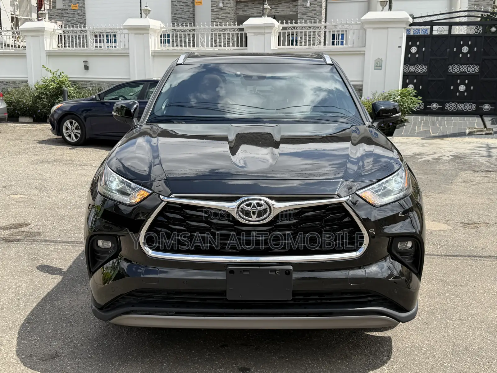 Toyota Highlander Platinum 2022 Black