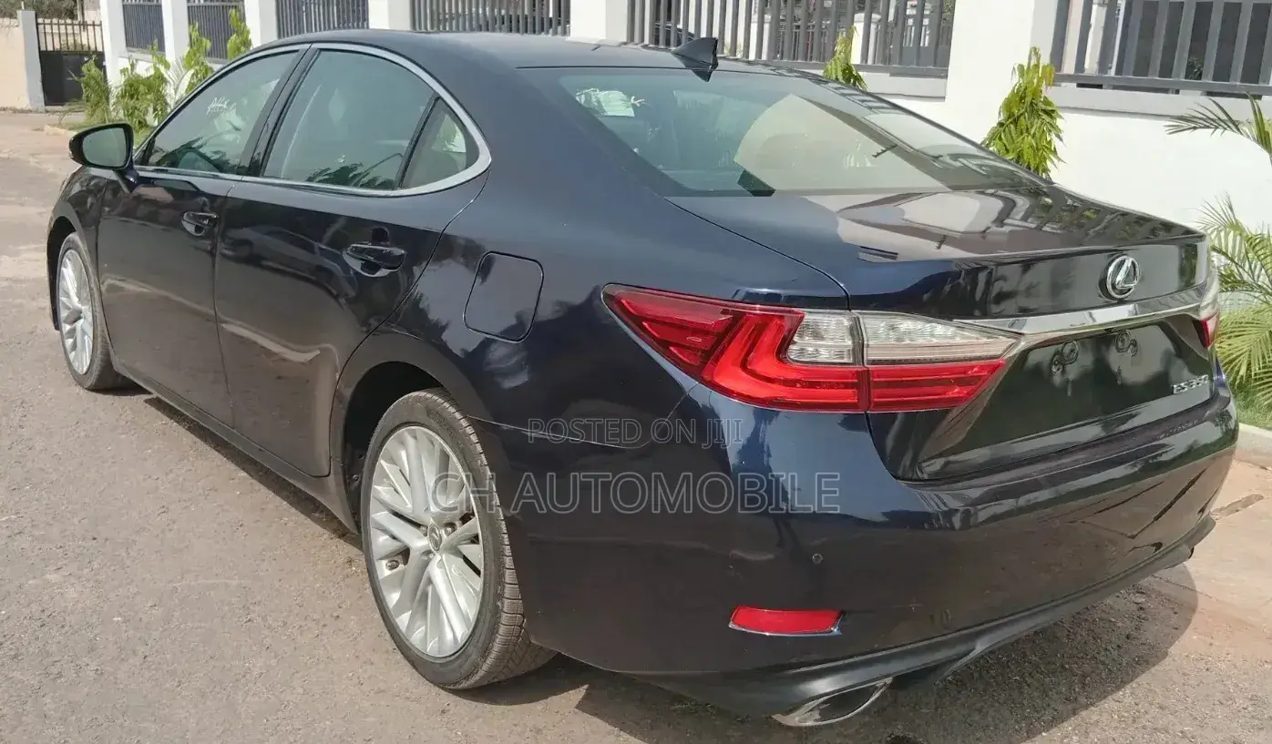 Lexus ES 350 FWD 2018 Blue