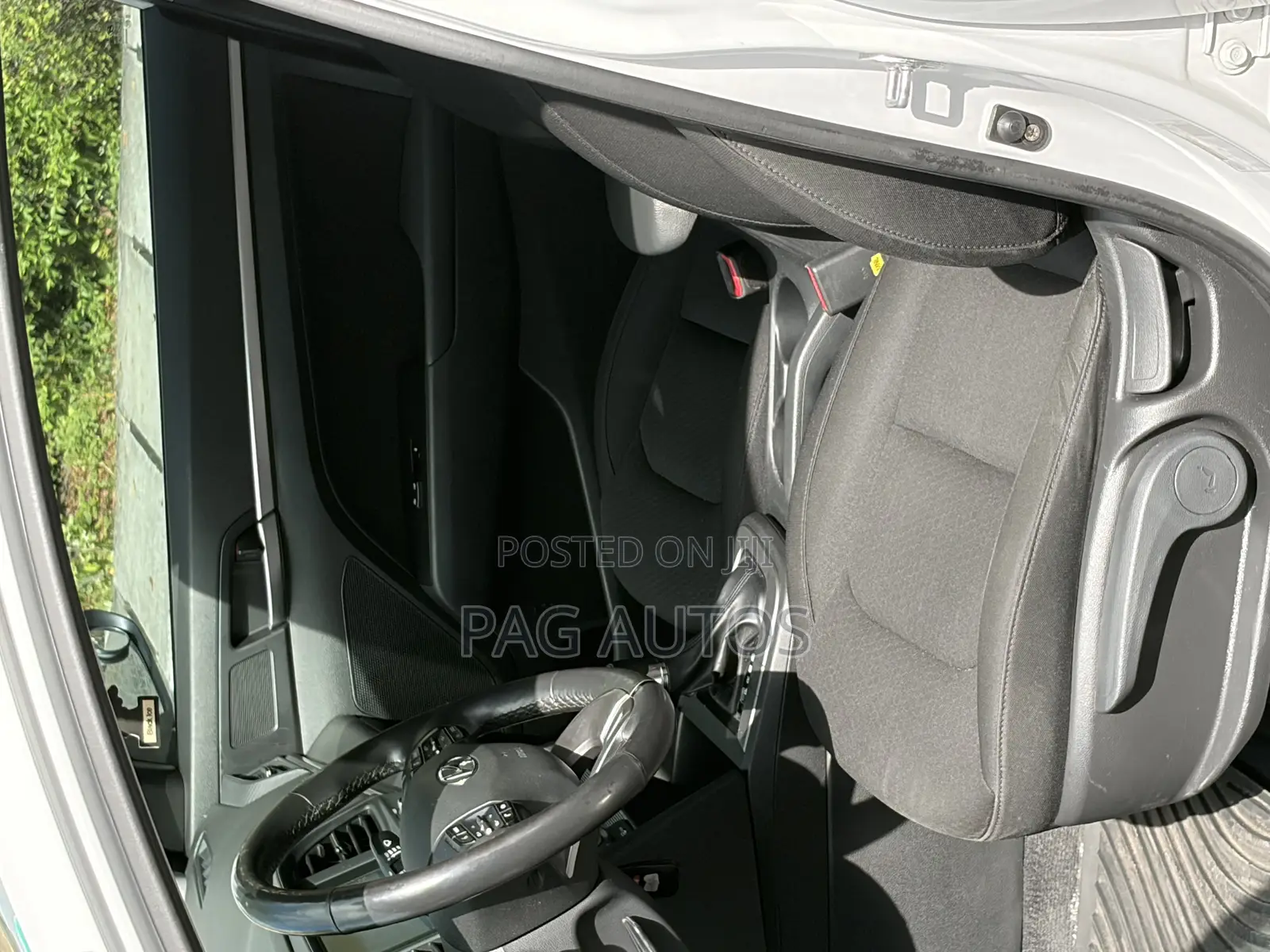Hyundai Elantra 2019 White