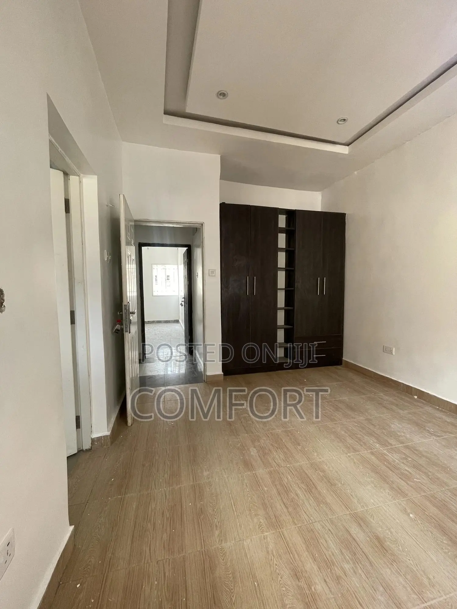 4bdrm Townhouse / Terrace in Karmo for rent