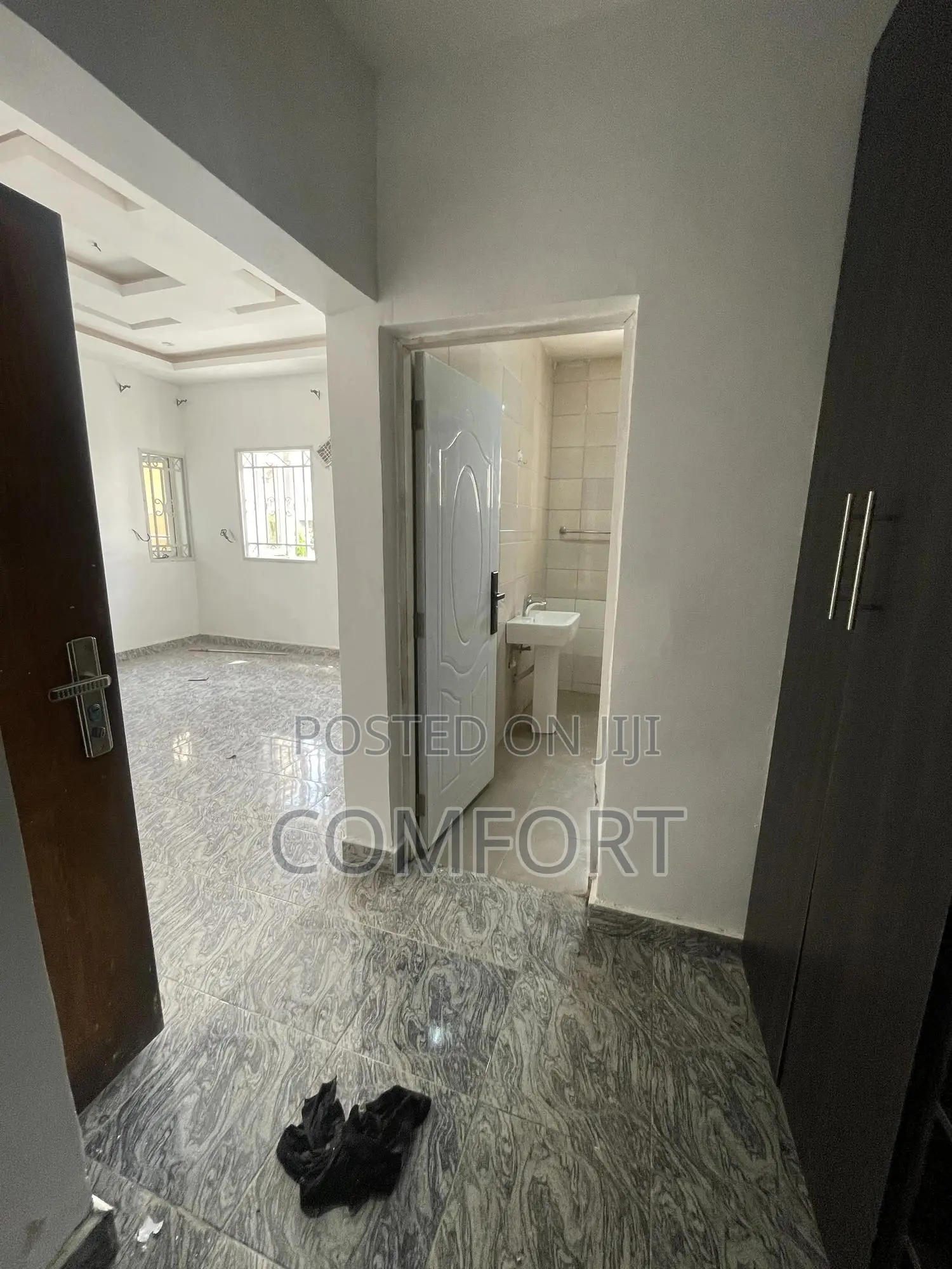 4bdrm Townhouse / Terrace in Karmo for rent