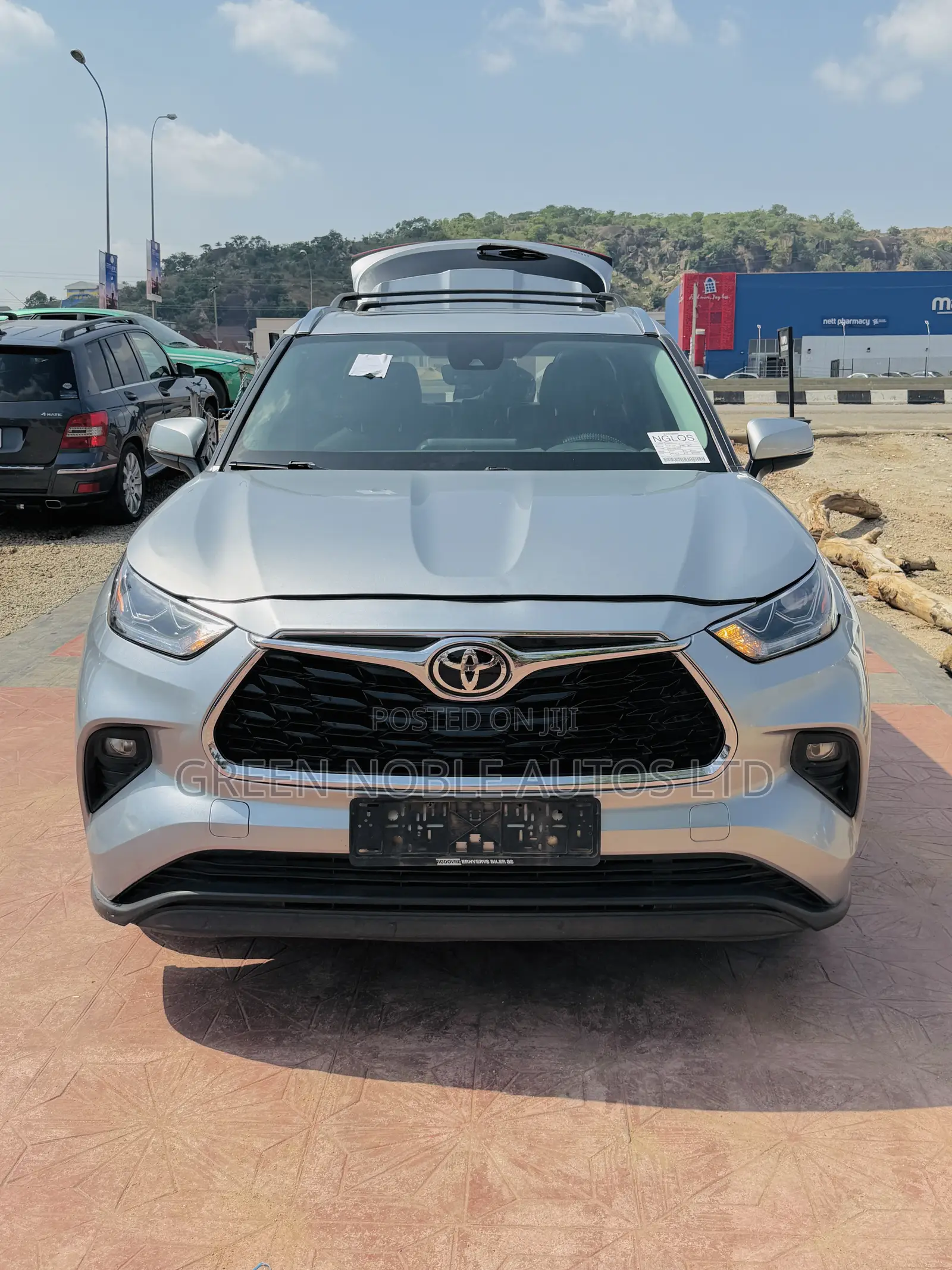 Toyota Highlander 2021 Silver