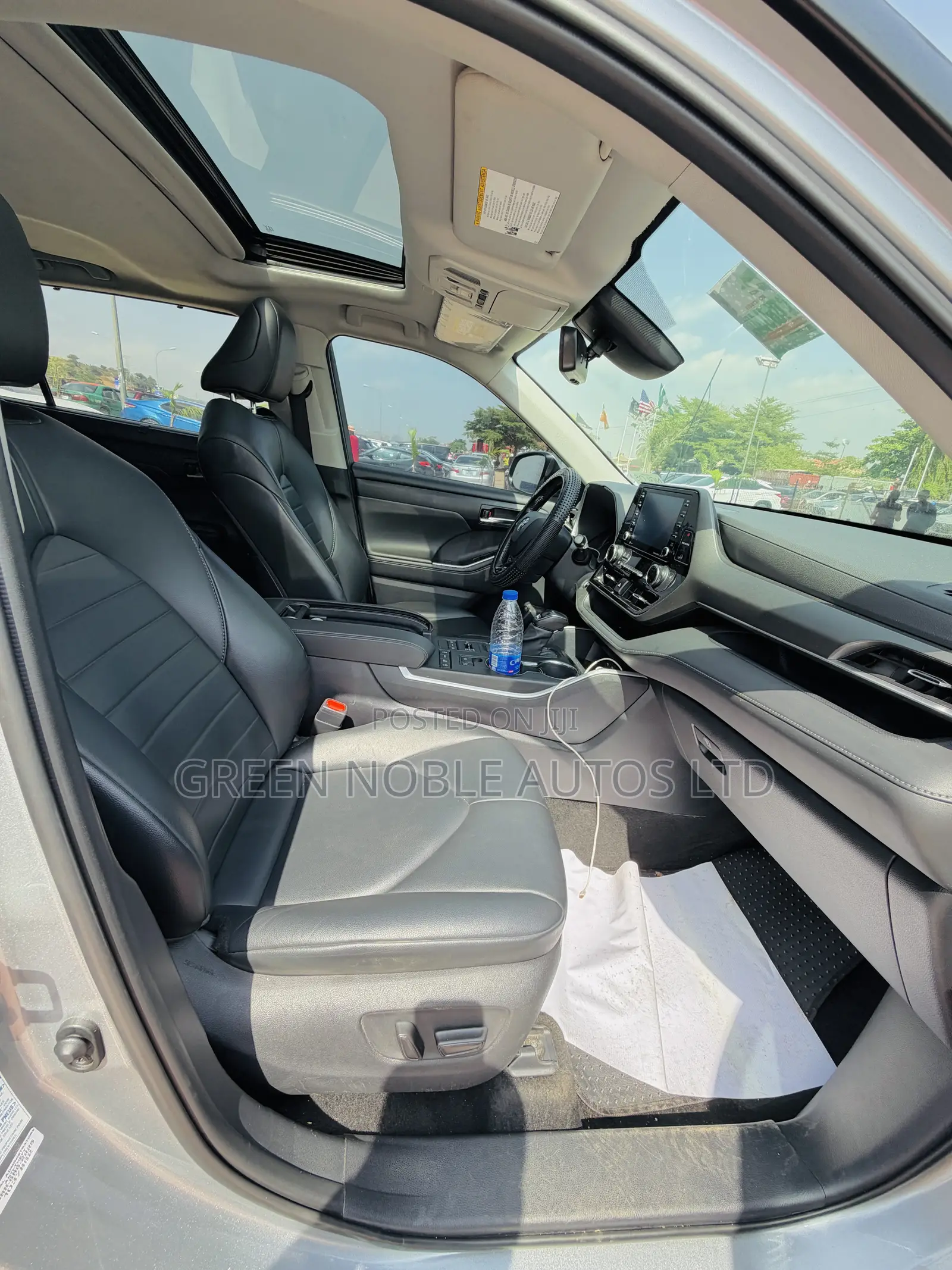 Toyota Highlander 2021 Silver