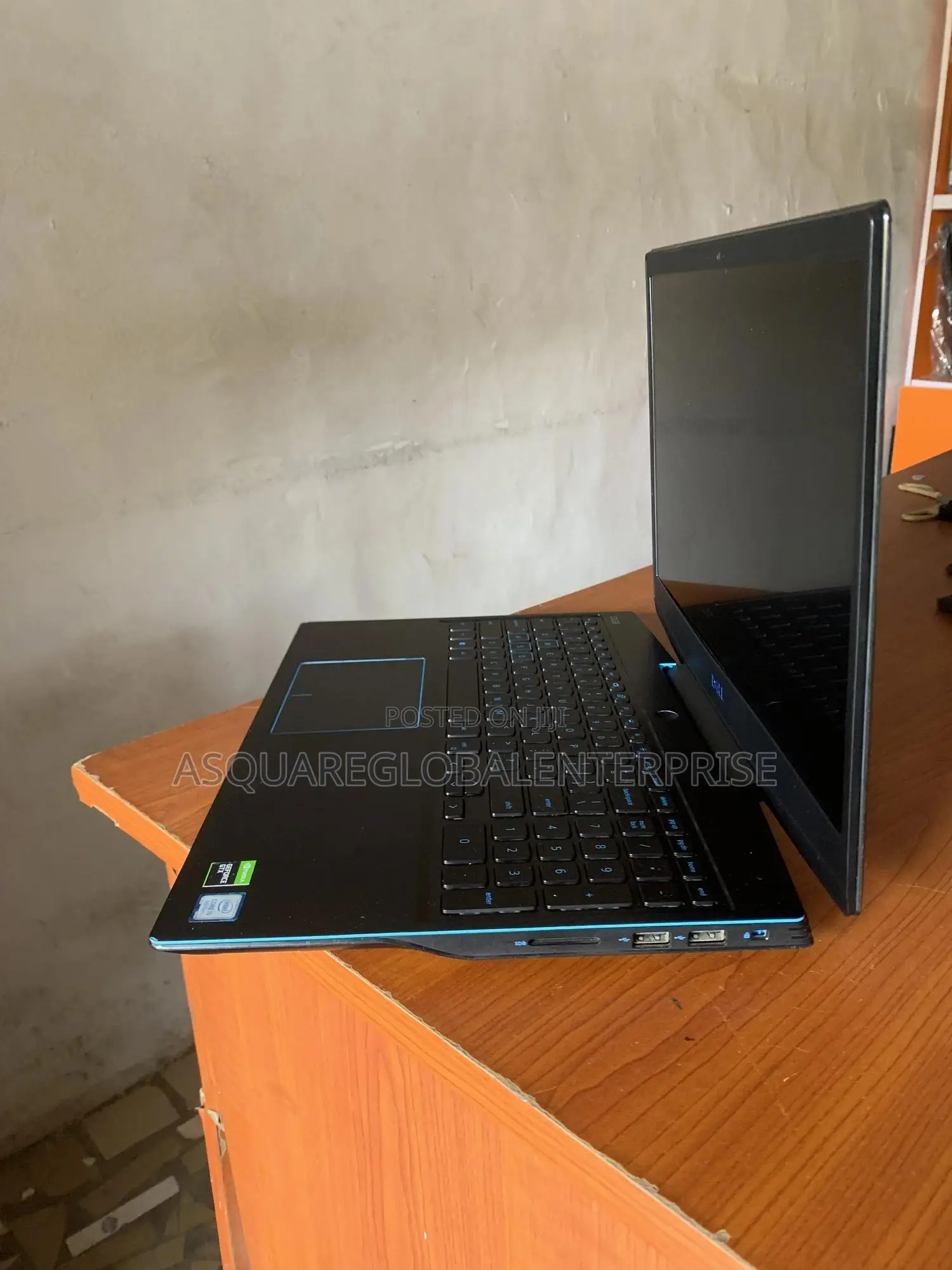 Laptop Dell G3 15 3590 16GB Intel Core i5 SSD 256GB