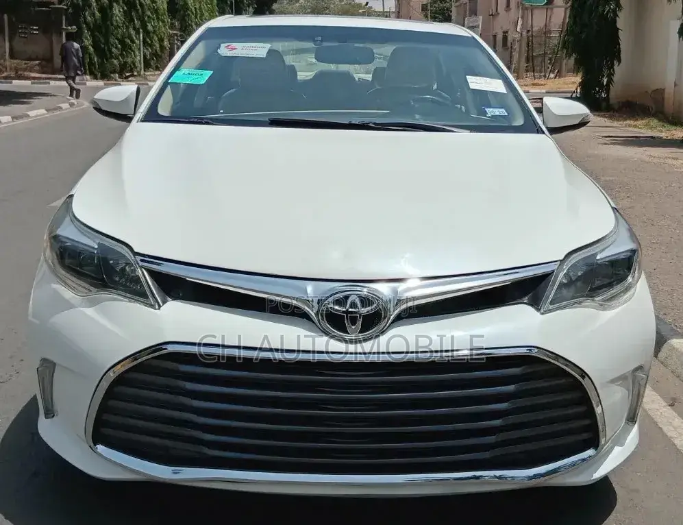 Toyota Avalon Limited 4dr Sedan (3.5L 6cyl 6A) 2014 Black