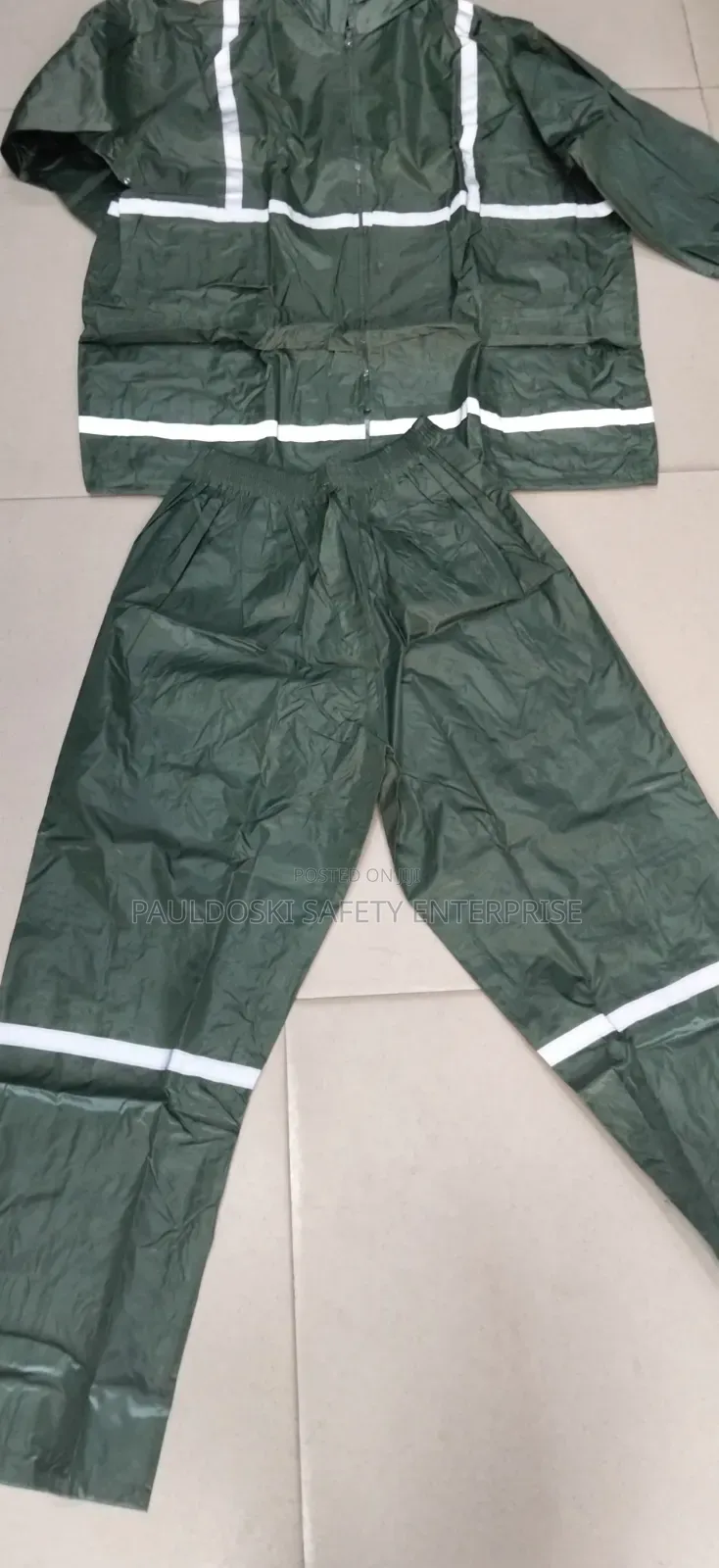 Beta Reflective Raincoat