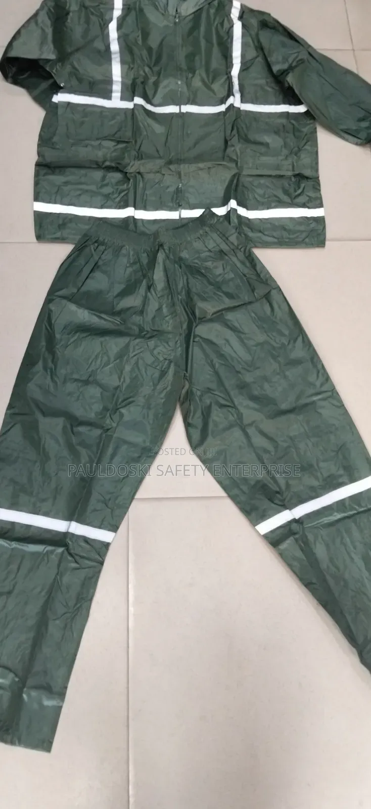 Beta Reflective Raincoat